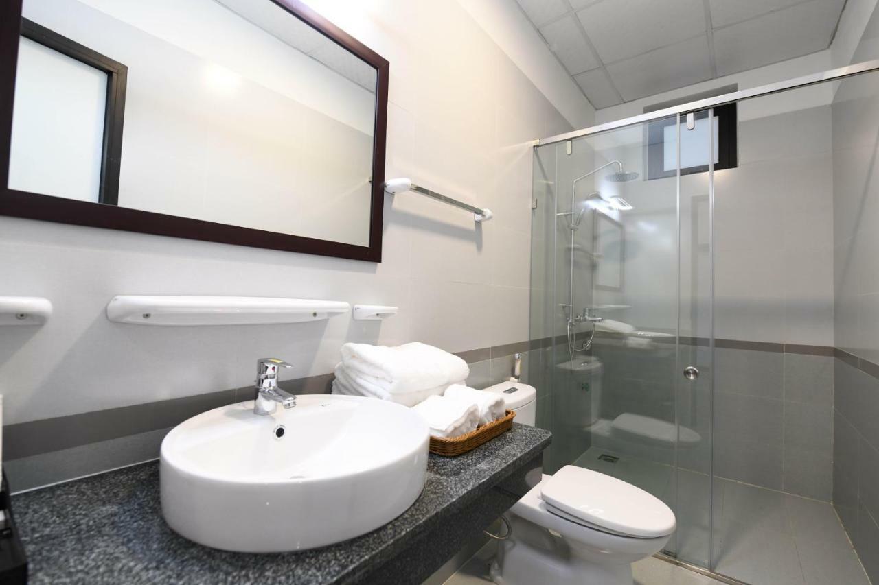 Starlight Boutique Hotel Quang Ninh  Exteriör bild