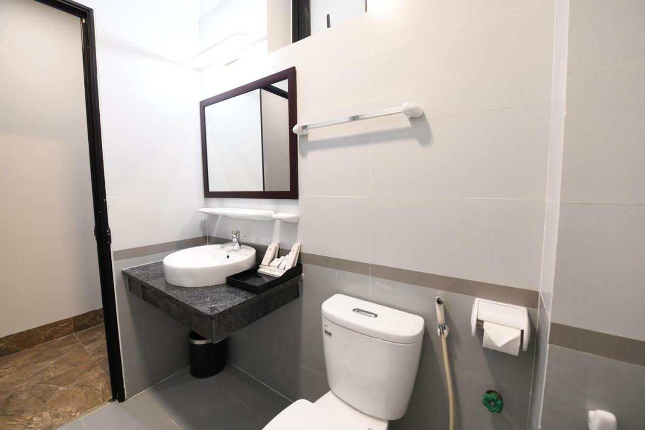 Starlight Boutique Hotel Quang Ninh  Exteriör bild